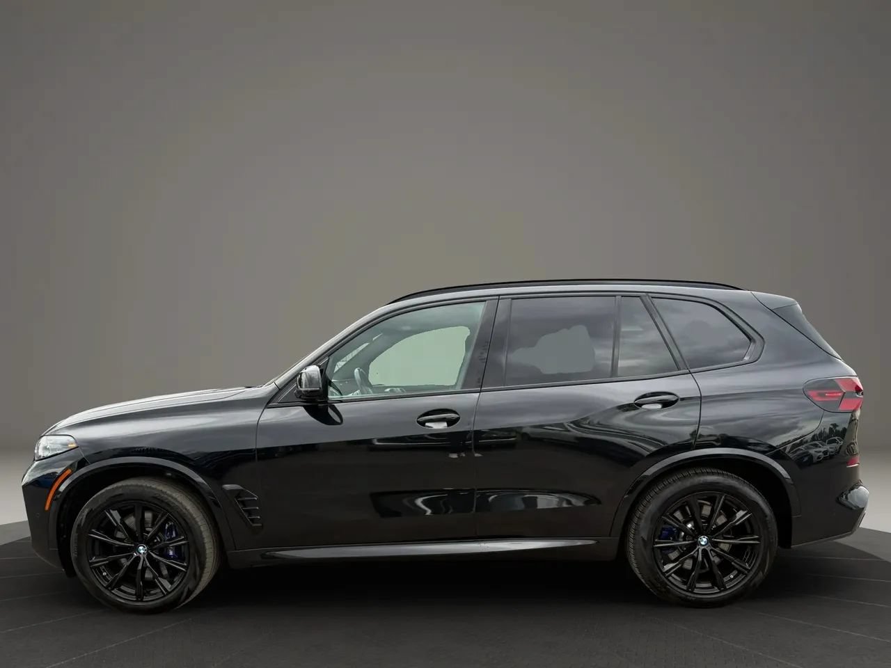 Used 2024 BMW X5 M60i w/ Executive Package AWD/4WD image 12