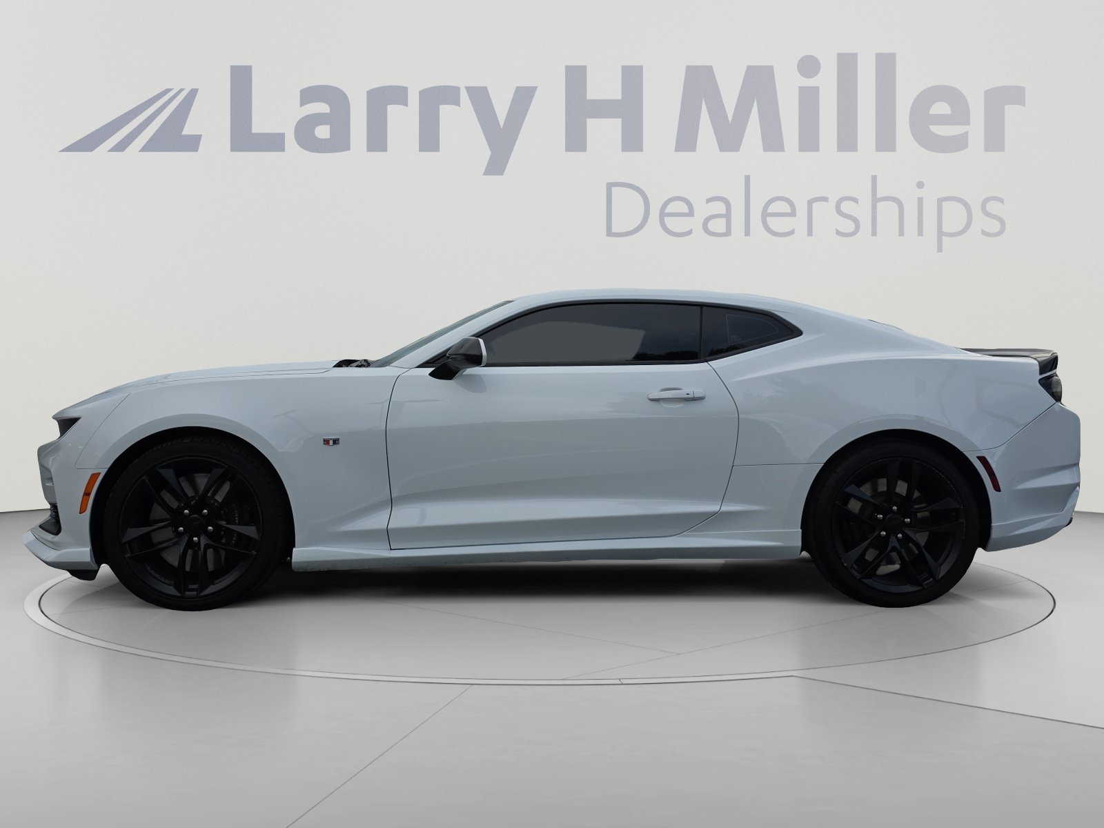 Used 2023 Chevrolet Camaro SS w/ LPO, Ground Effects Package RWD image 2