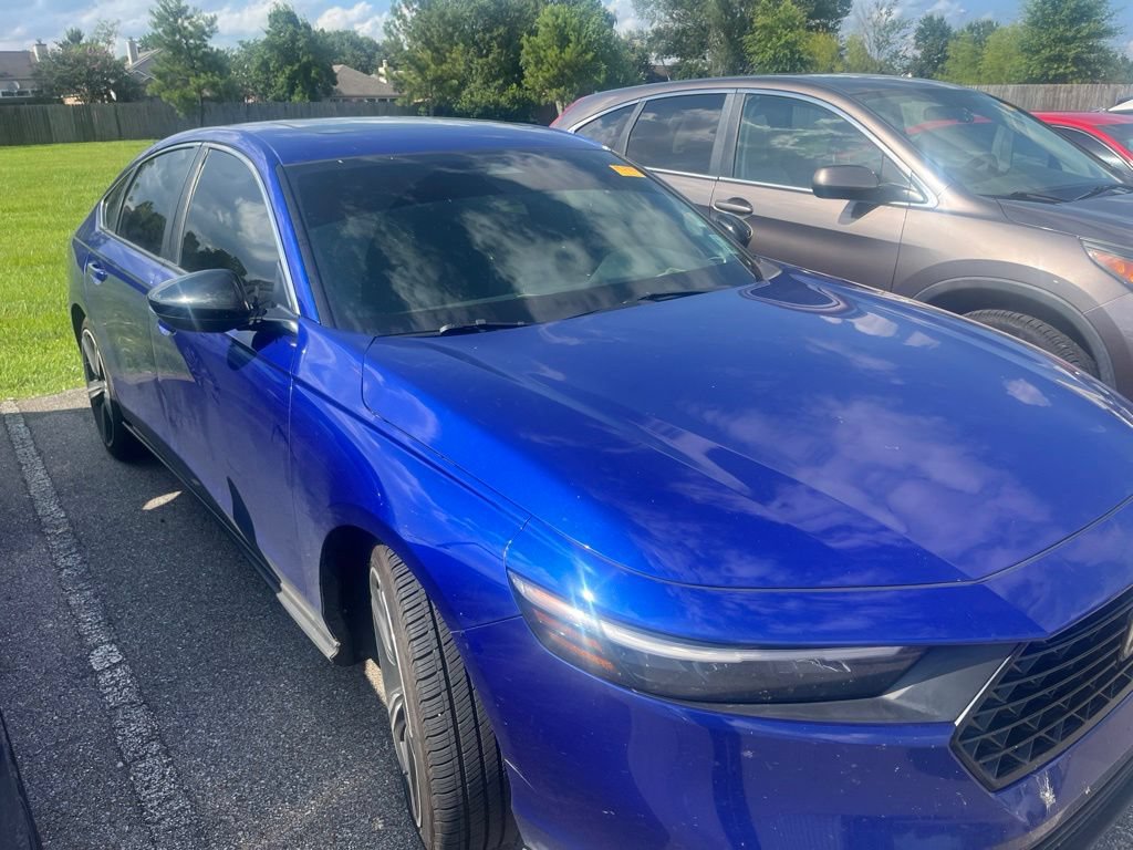 Used 2024 Honda Accord Sport image 2