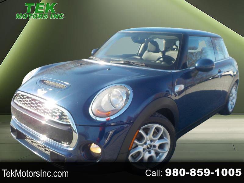 Used 2015 MINI Cooper S image 1