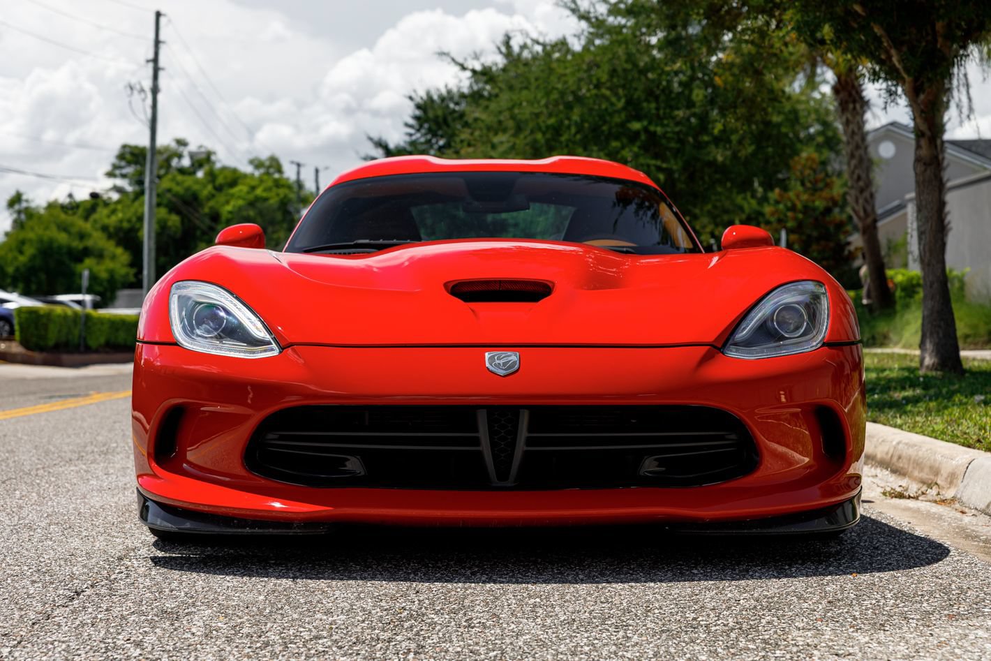 Used 2014 SRT Viper GTS w/ GTS Laguna Interior Package RWD image 4