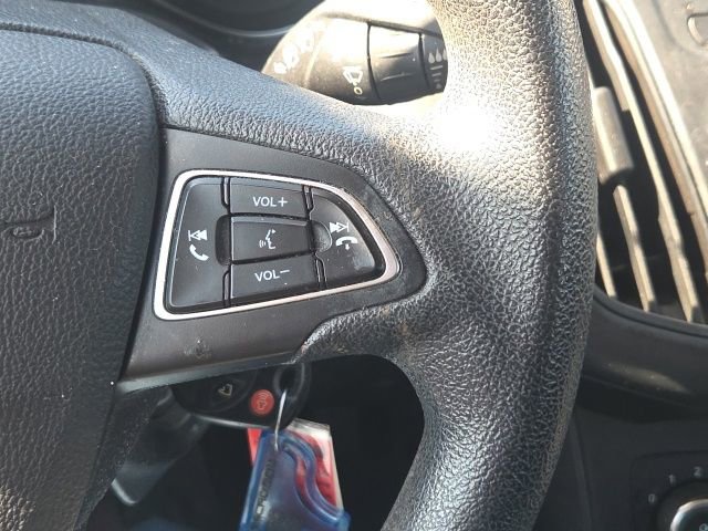 Used 2017 Ford Focus SE FWD image 29
