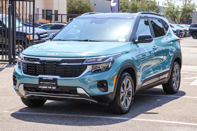 Certified 2024 Kia Seltos S AWD/4WD image 4