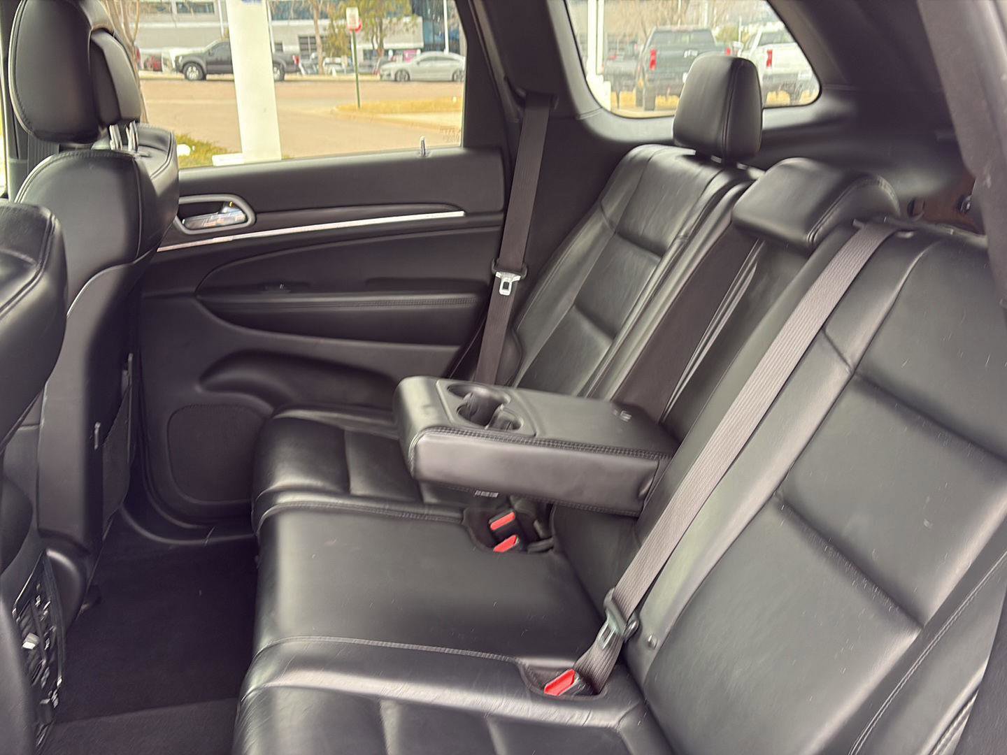 Used 2019 Jeep Grand Cherokee Limited image 15