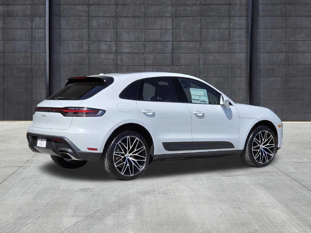 New 2026 Porsche Macan AWD/4WD image 8