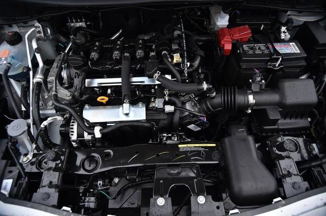 New 2025 Nissan Versa SV w/ Trunk Package image 23