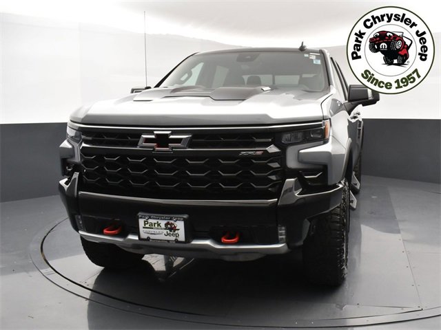 Used 2024 Chevrolet Silverado 1500 ZR2 w/ Technology Package image 6