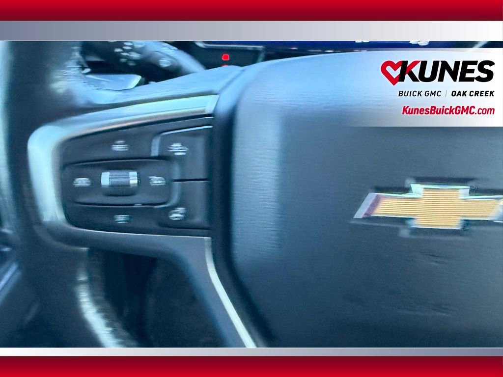 Used 2022 Chevrolet Silverado 1500 LT w/ Convenience Package II image 9