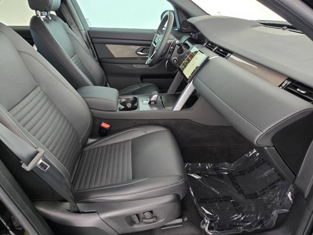 Certified 2024 Land Rover Discovery Sport Dynamic SE AWD/4WD image 3