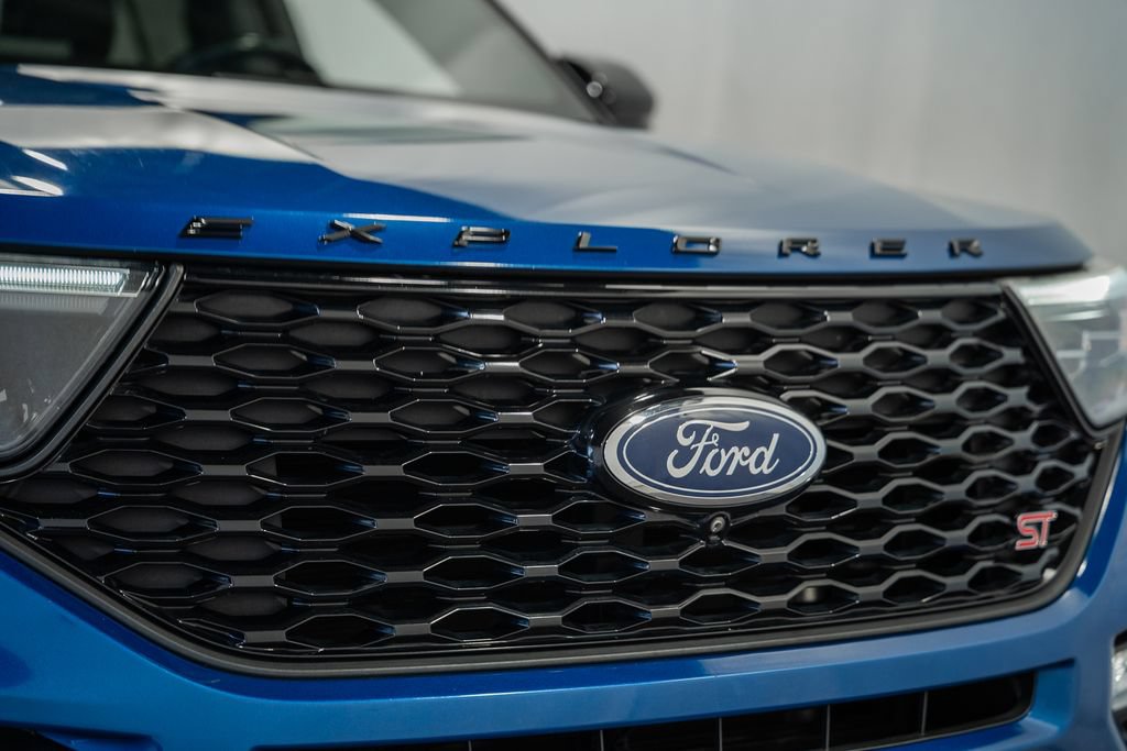 Used 2020 Ford Explorer ST w/ ST High-Performance Pack AWD/4WD image 12