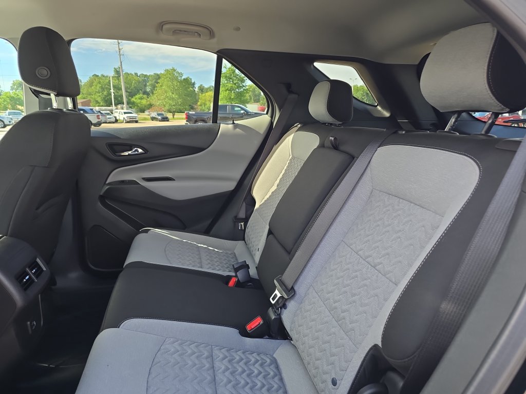 Used 2024 Chevrolet Equinox LS w/ LS Convenience Package FWD image 28