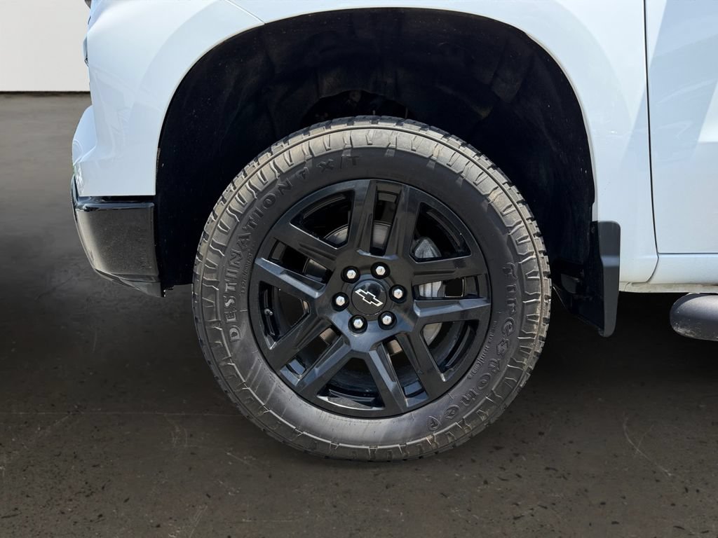 Used 2025 Chevrolet Silverado 1500 LT Trail Boss w/ Protection Package AWD/4WD image 10