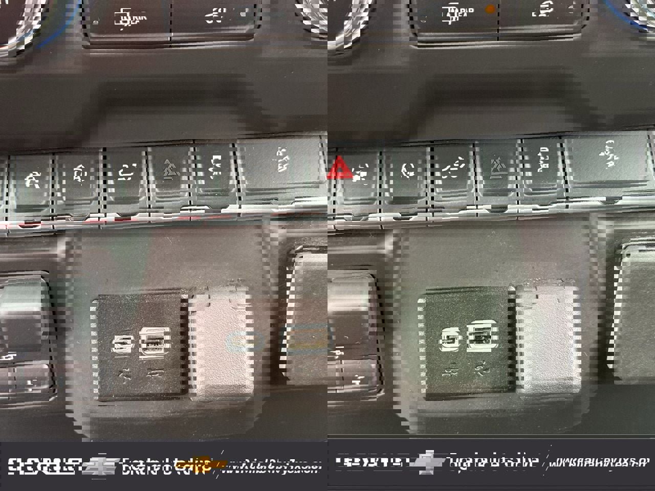 Used 2025 Chevrolet Silverado 1500 Custom Trail Boss image 23