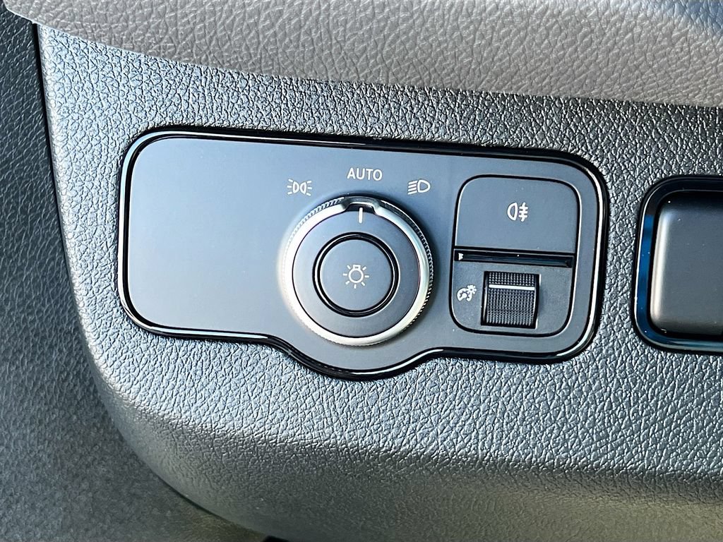 New 2025 Mercedes-Benz Sprinter 2500 image 11