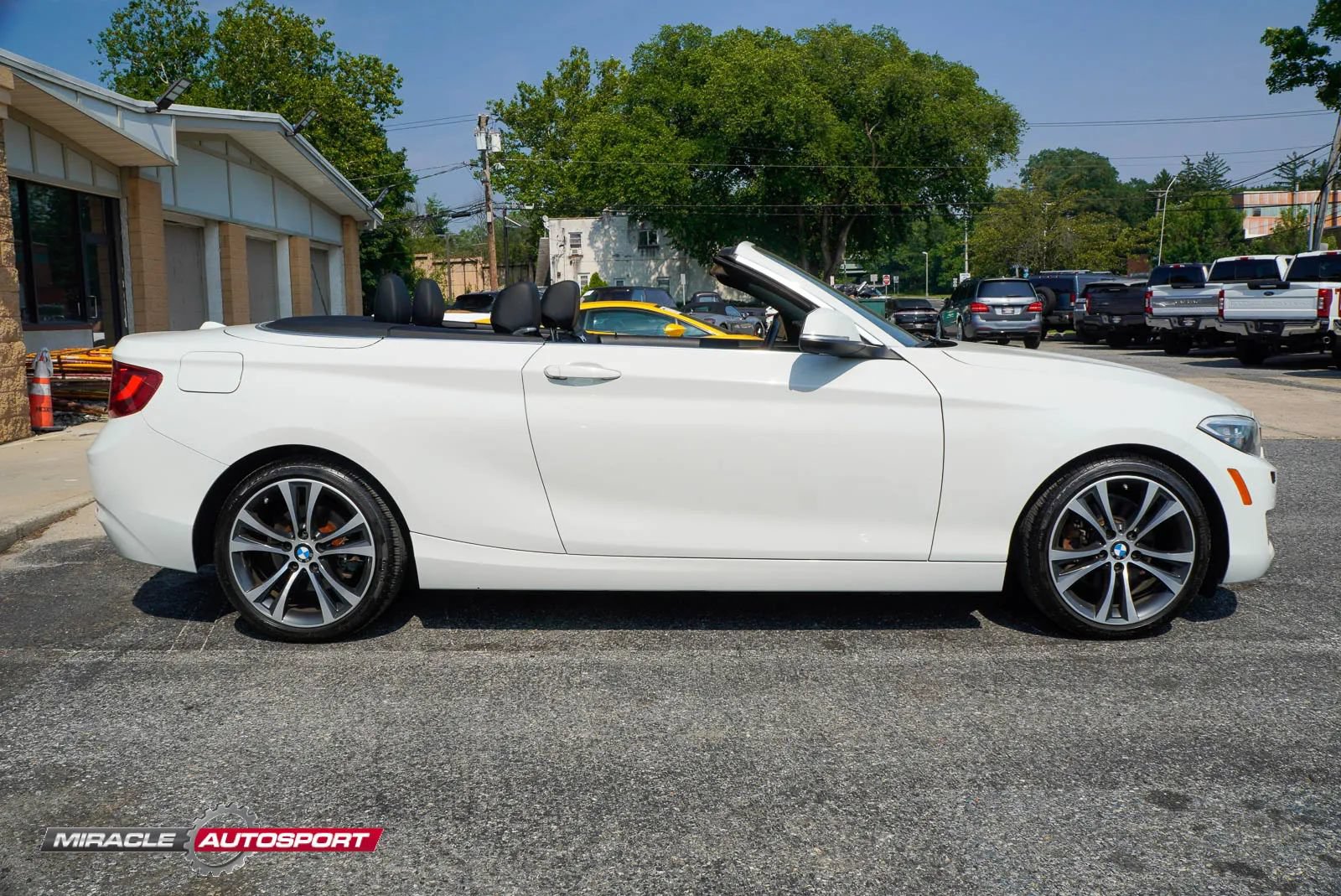 Used 2017 BMW 230i xDrive Convertible AWD/4WD image 7
