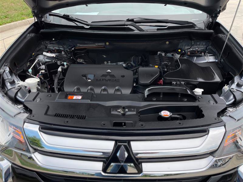 Used 2017 Mitsubishi Outlander ES AWD/4WD image 94
