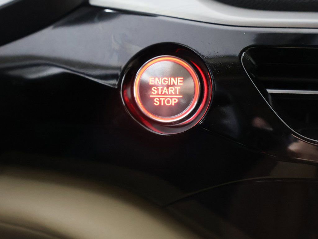 Used 2023 Acura MDX SH-AWD image 39