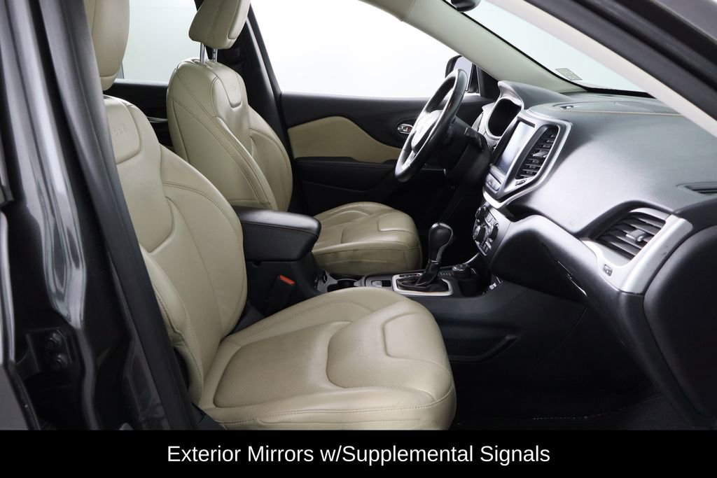 Used 2016 Jeep Cherokee Limited w/ Luxury Group image 18