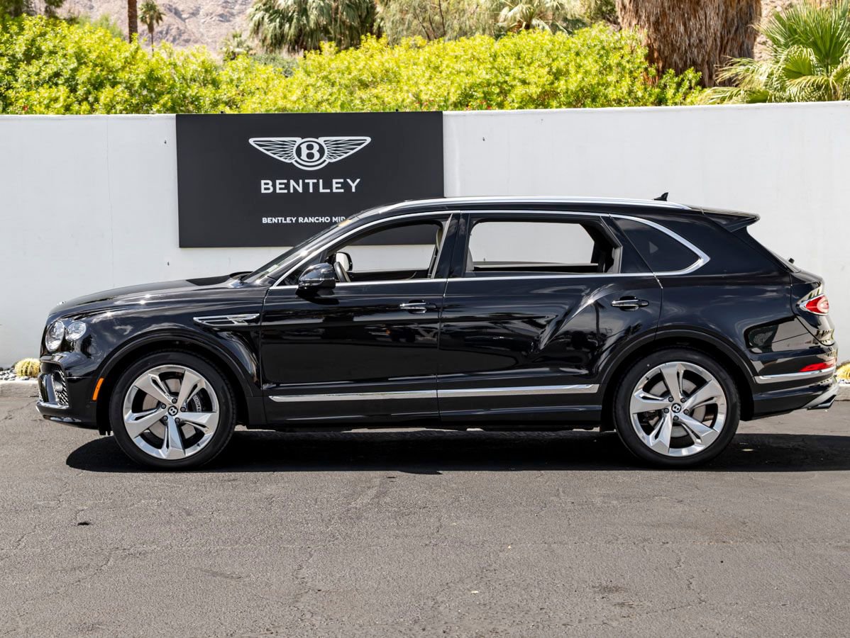 Used 2023 Bentley Bentayga Extended Wheelbase AWD/4WD image 5