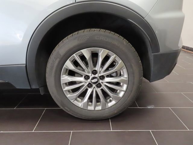 Certified 2025 Cadillac XT4 Premium Luxury image 16