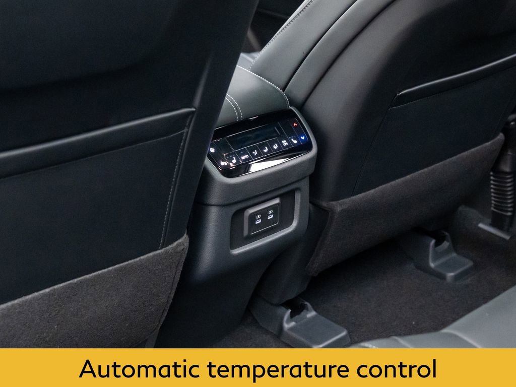 Certified 2026 INFINITI QX60 Luxe w/ Cargo Package AWD/4WD image 20