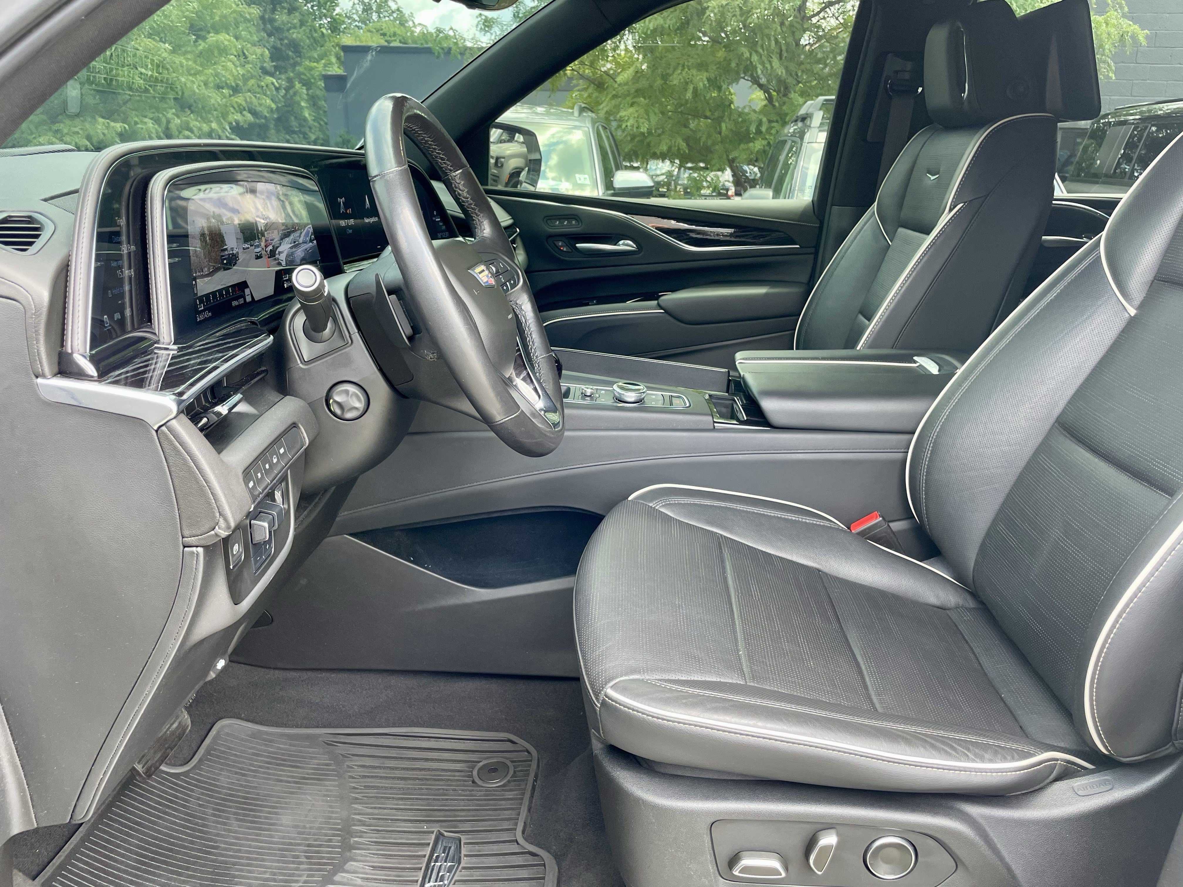 Used 2021 Cadillac Escalade Sport AWD/4WD image 14