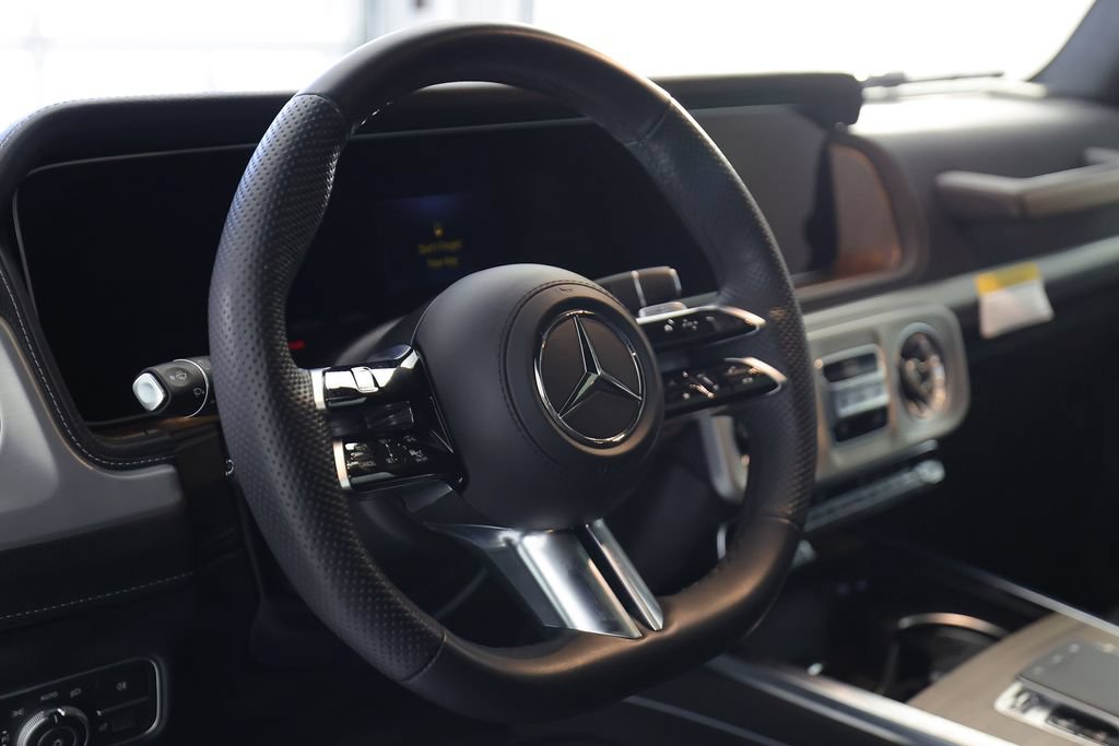 Used 2025 Mercedes-Benz G 580 w/ EQ Technology image 18