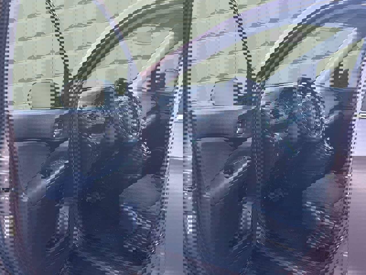 Used 2015 Honda CR-V LX image 12