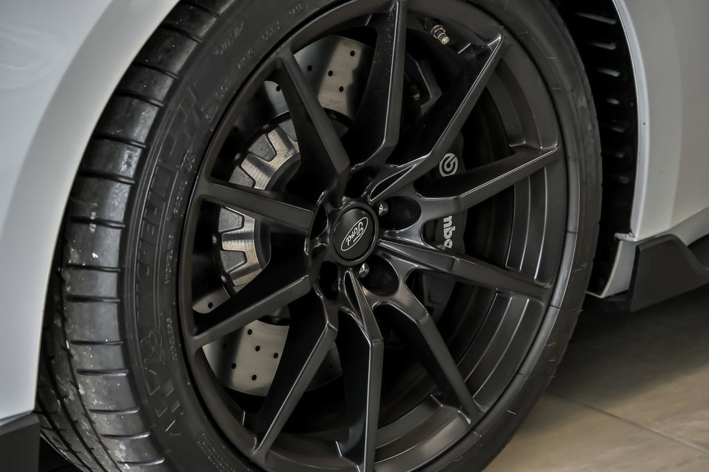 Used 2018 Ford Mustang Shelby GT350 image 4