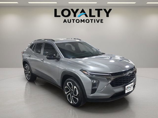 Used 2025 Chevrolet Trax RS w/ Driver Confidence Package FWD image 7