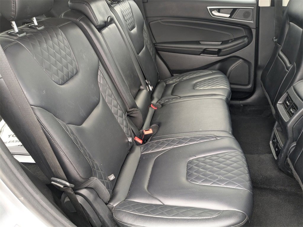 Used 2024 Ford Edge Titanium image 33