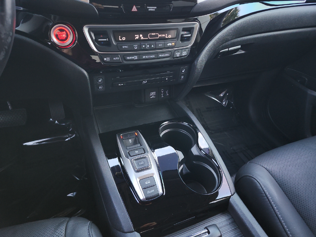 Used 2017 Honda Pilot Elite image 29