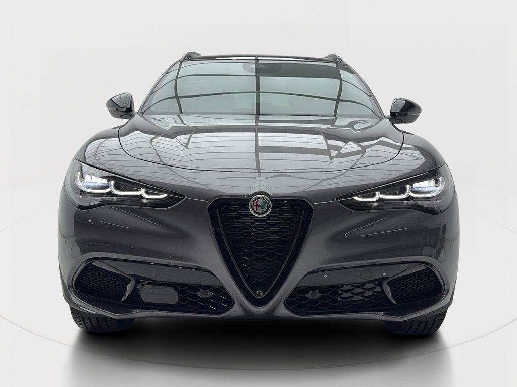 New 2026 Alfa Romeo Stelvio Sprint w/ Convenience Package AWD/4WD image 4