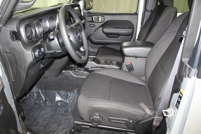 Used 2023 Jeep Wrangler Sport S image 10