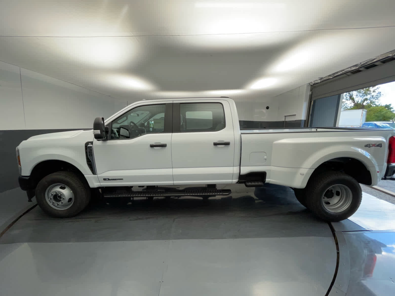 New 2026 Ford F350 XL image 31