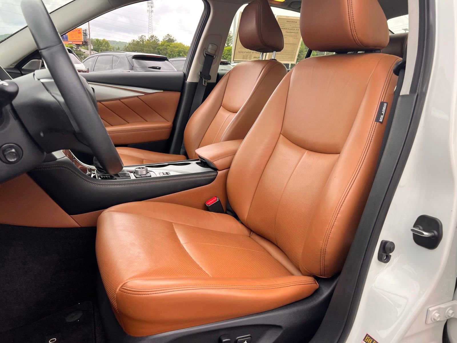 Used 2023 INFINITI Q50 Luxe w/ Cargo Package RWD image 27