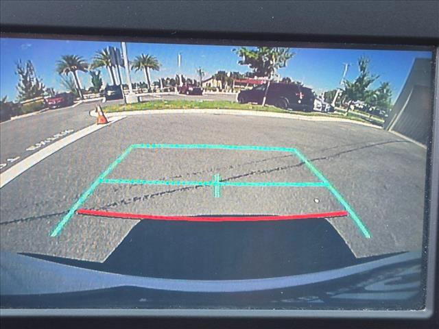 Used 2019 Toyota RAV4 XLE w/ Convenience Package FWD image 12