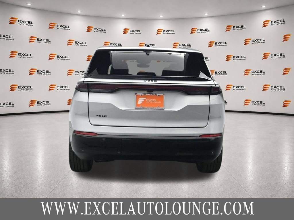 Used 2025 Jeep Wagoneer S Limited AWD/4WD image 4