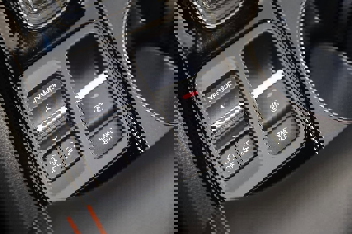 Used 2023 Honda Pilot TrailSport image 35