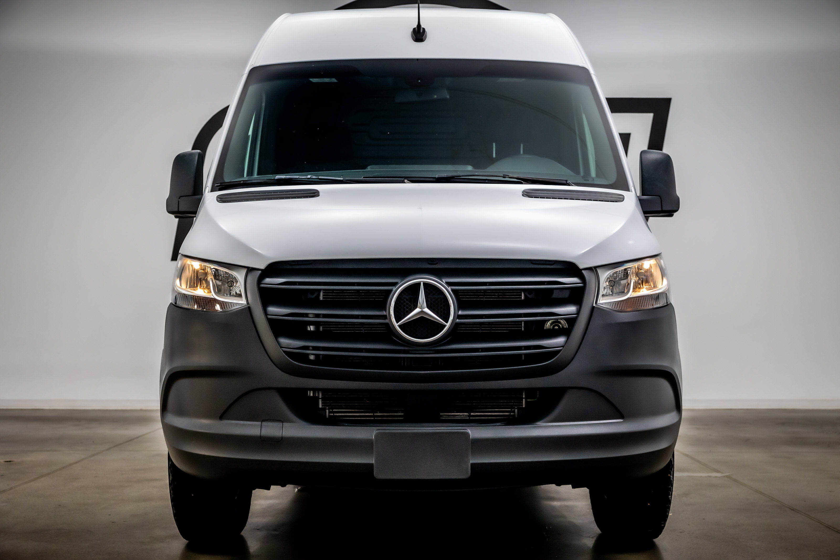 Used 2023 Mercedes-Benz Sprinter 2500 image 4