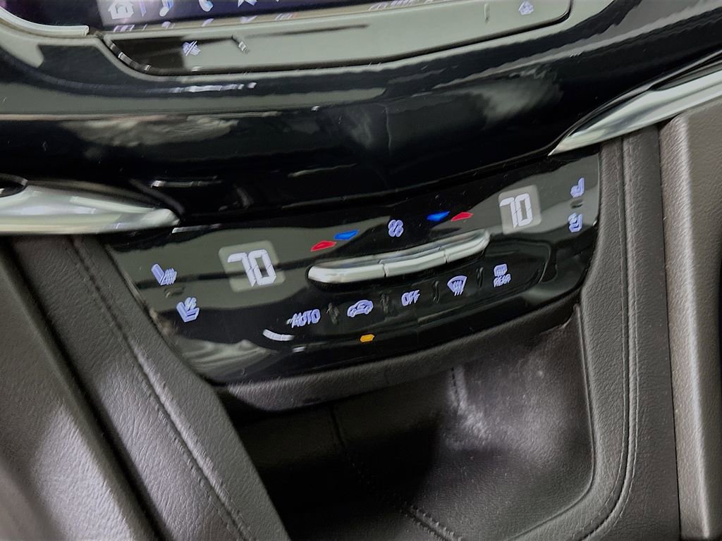 Used 2023 Cadillac XT6 Sport image 14