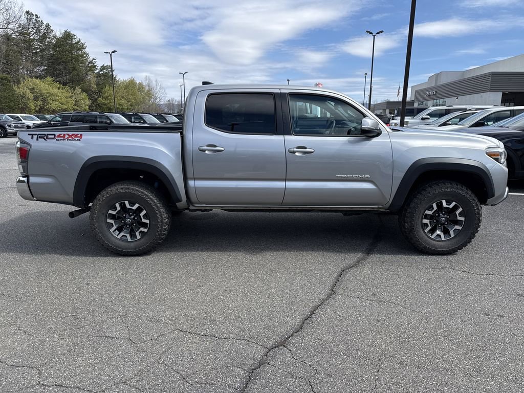 Used 2021 Toyota Tacoma TRD Off-Road image 8