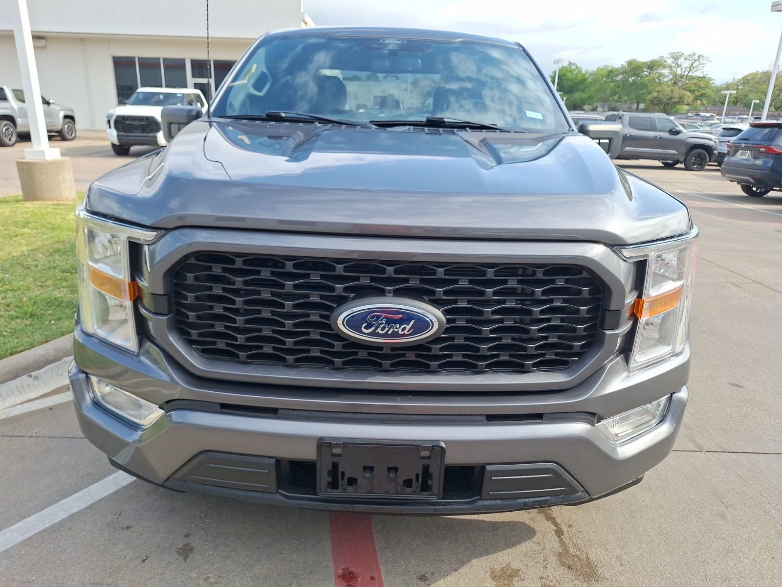 Used 2022 Ford F150 XL w/ STX Appearance Package image 9