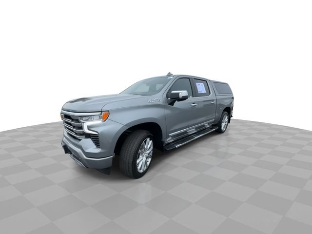 Used 2024 Chevrolet Silverado 1500 High Country w/ Technology Package AWD/4WD image 4