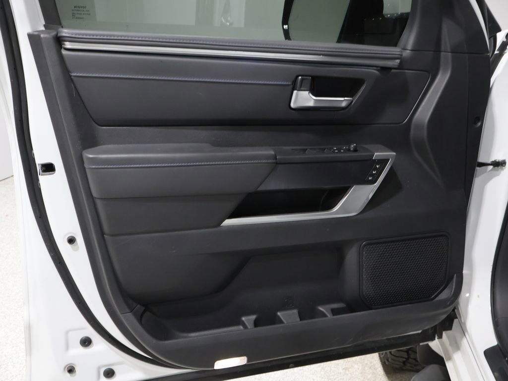 Used 2025 Toyota Tundra Platinum image 13