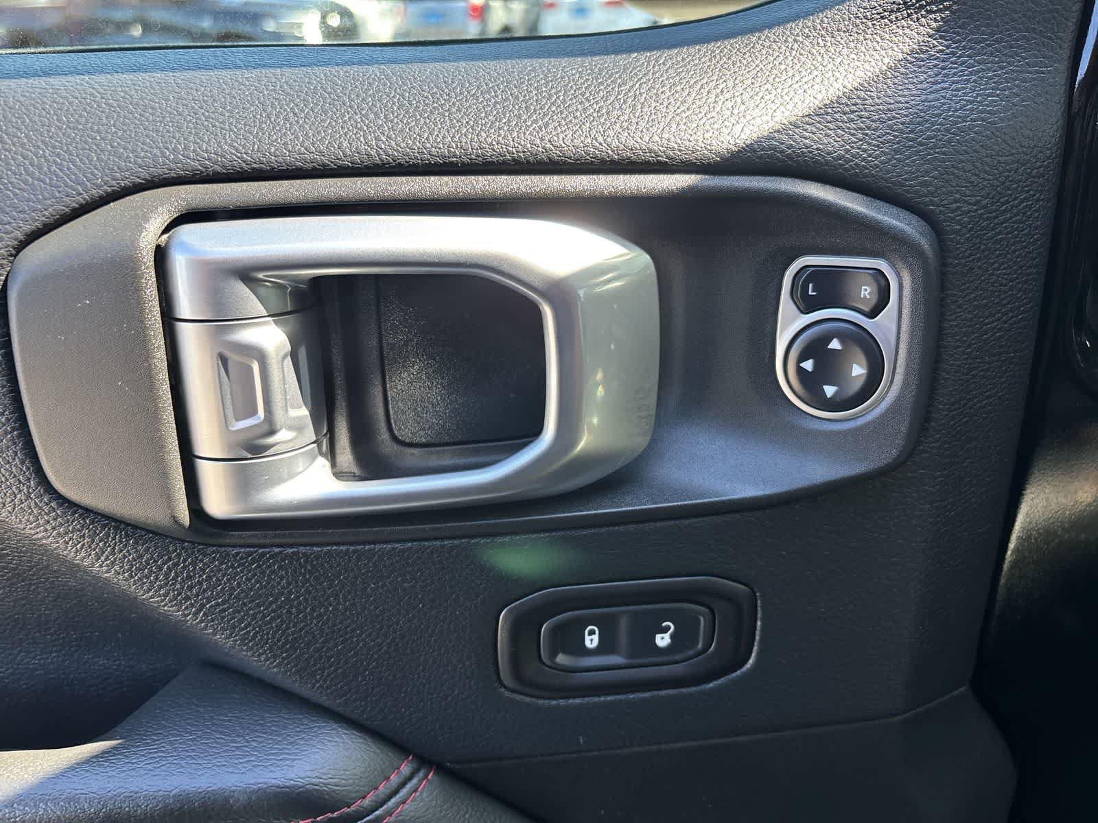 Certified 2019 Jeep Wrangler Unlimited Rubicon AWD/4WD image 9