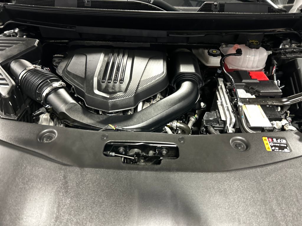 Used 2025 Buick Enclave Avenir AWD/4WD image 28