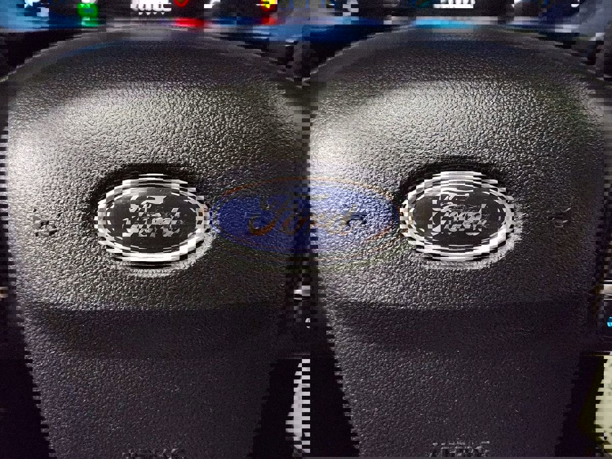 Used 2022 Ford Escape S image 45