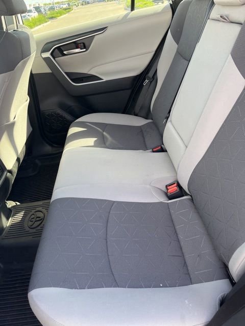 Used 2023 Toyota RAV4 XLE w/ Convenience Package image 10