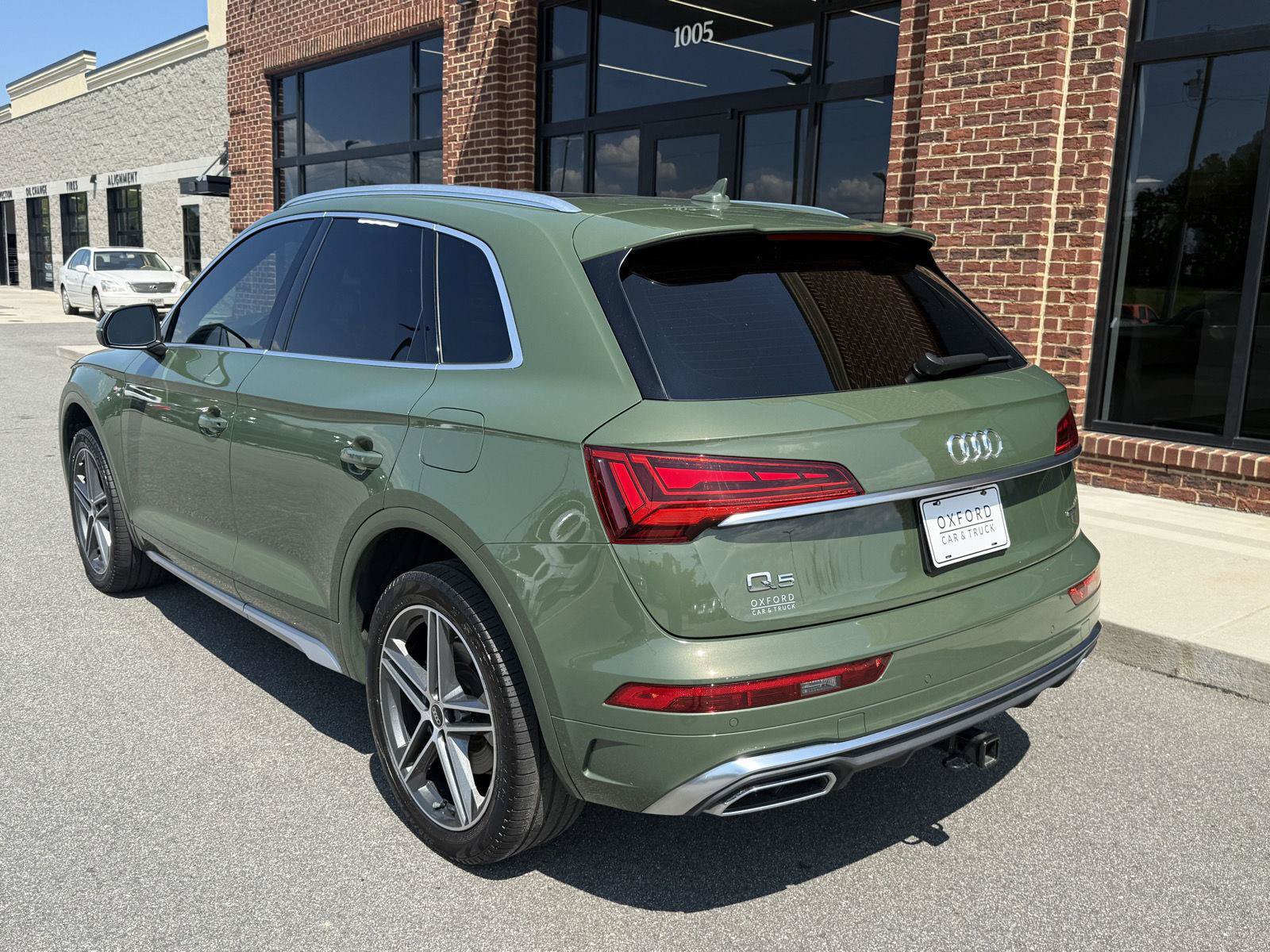Used 2022 Audi Q5 e Premium Plus AWD/4WD image 33